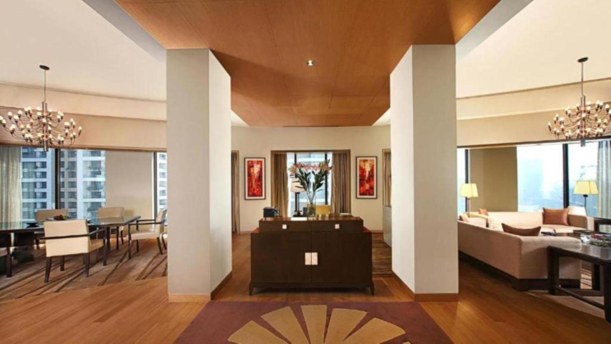 Hotel Seven Inn Near Delhi Airport Nuova Delhi Esterno foto